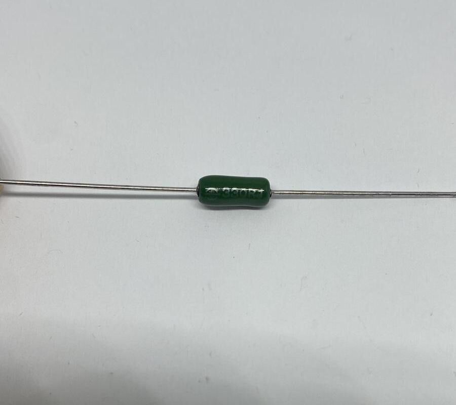 330R %5 4W Porselen Direnç