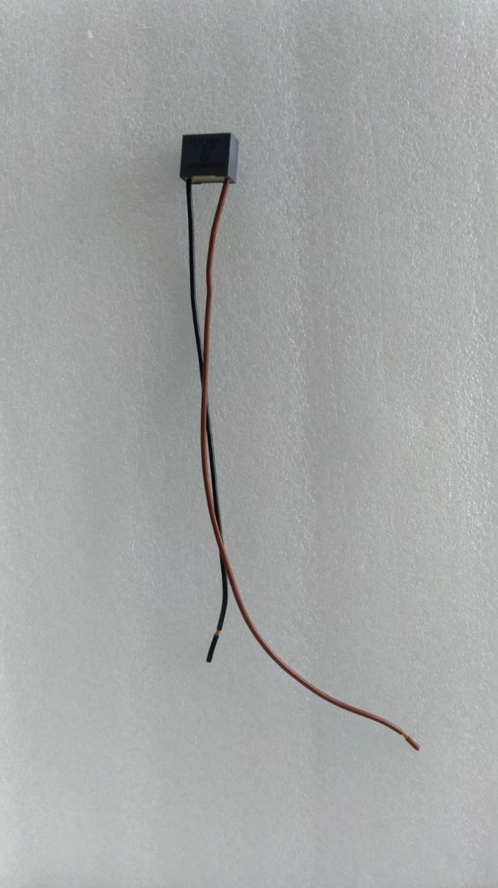 1UF 100V Polyester Kondansatör %10 (R60EI4100ZA06M)