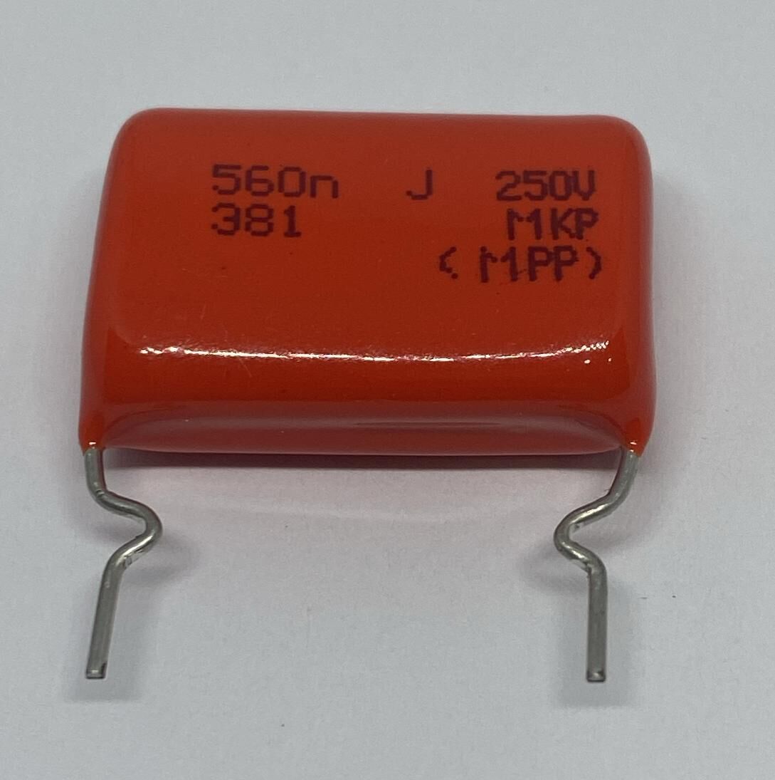 560NF 250V Damla Tipi Polyester Kondansatör %5 RM:22.5-20 MKP 1000 Adet