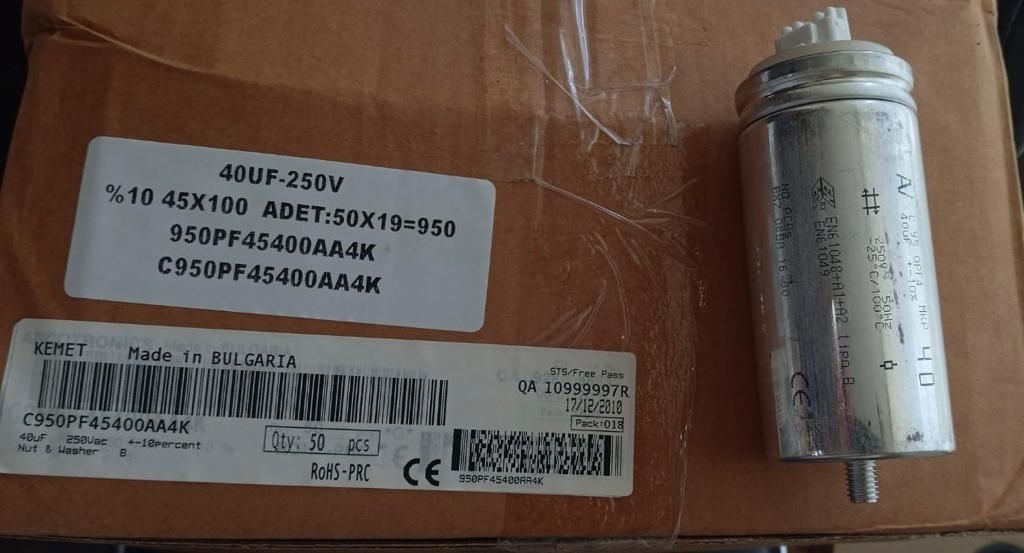 40UF 250V %10 45X100 C950PF45400AA4K