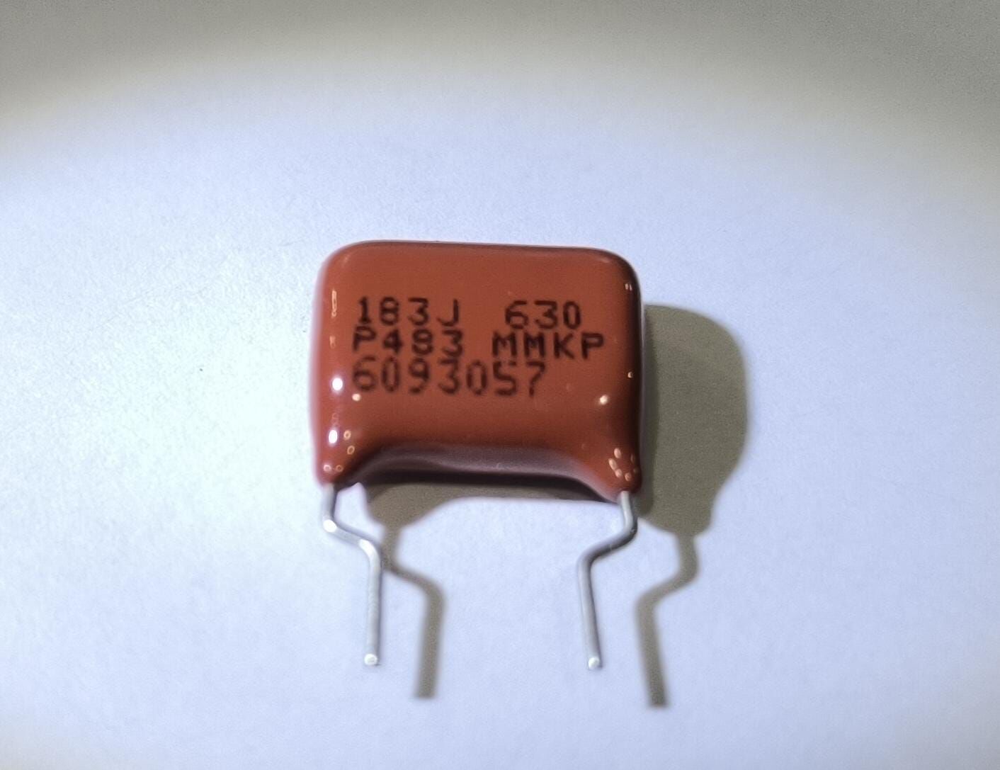 18NF 630V Damla Tipi Polyester Kondansatör %5 RM:10-7.5 MKP