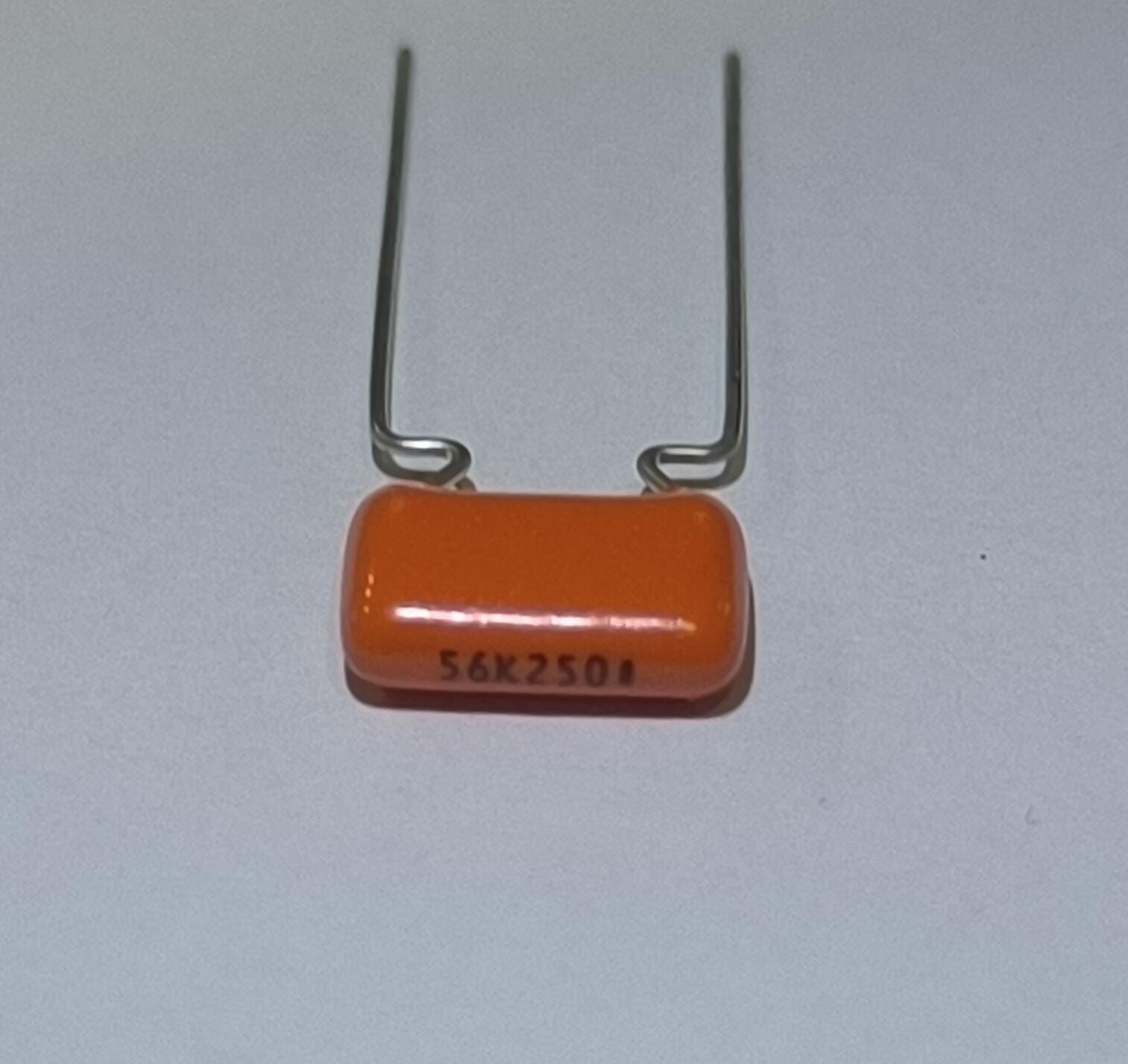56NF 250V Damla Tipi Polyester Kondansatör %5 RM:15-10 MKP