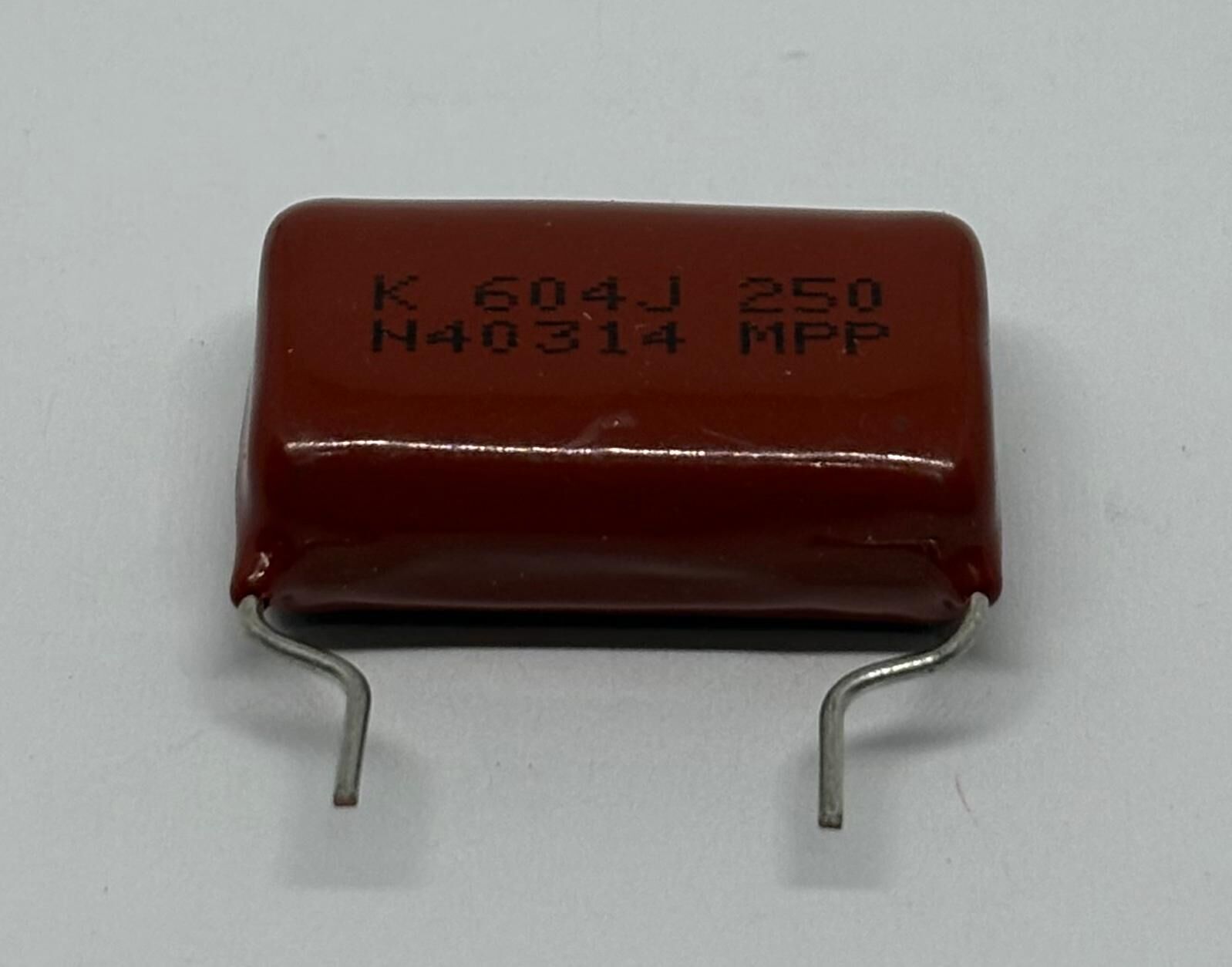 680NF 250V Damla Tipi Polyester Kondansatör %5 RM22.5