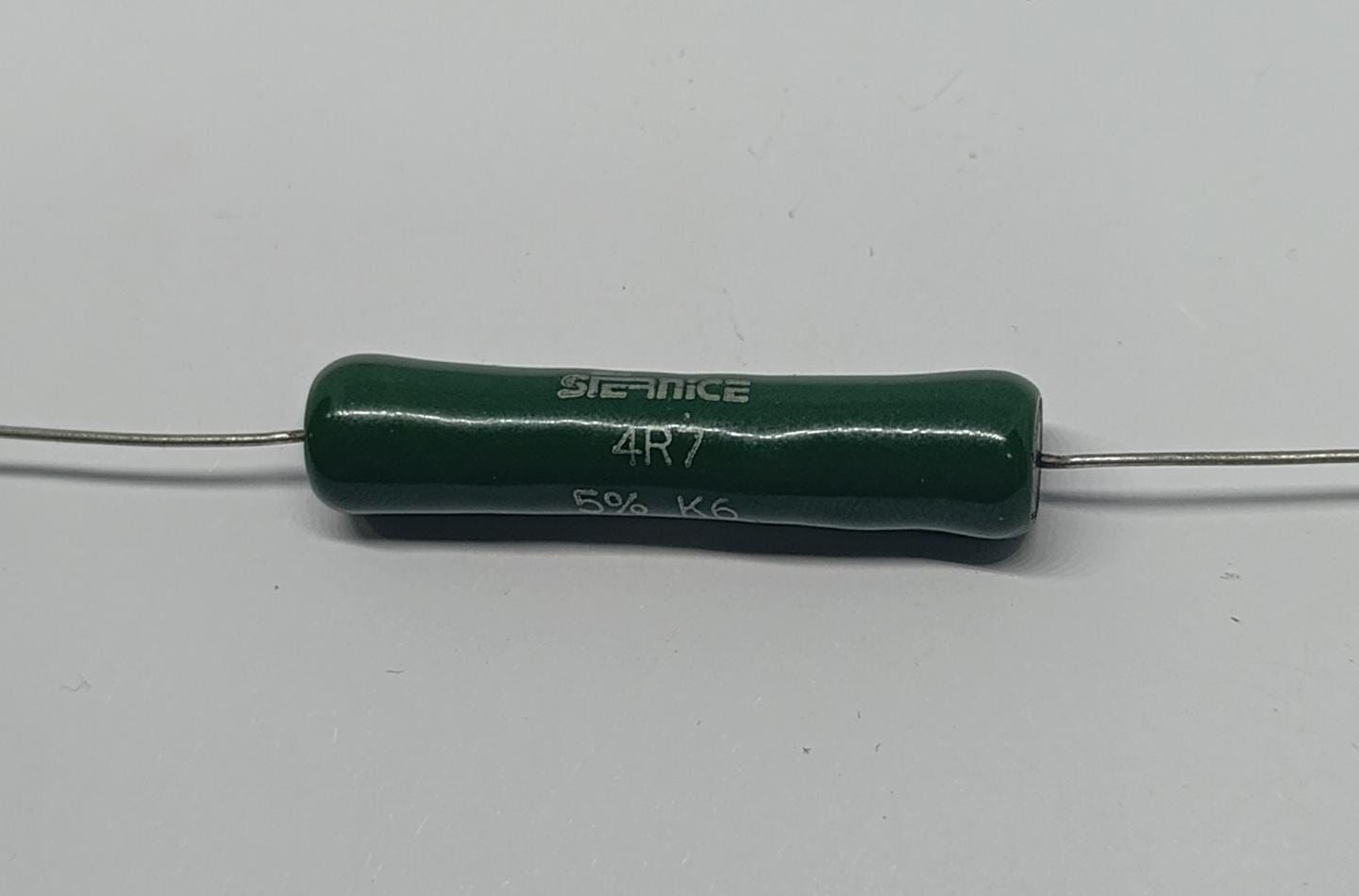 4R7 %5 11W Porselen Direnç