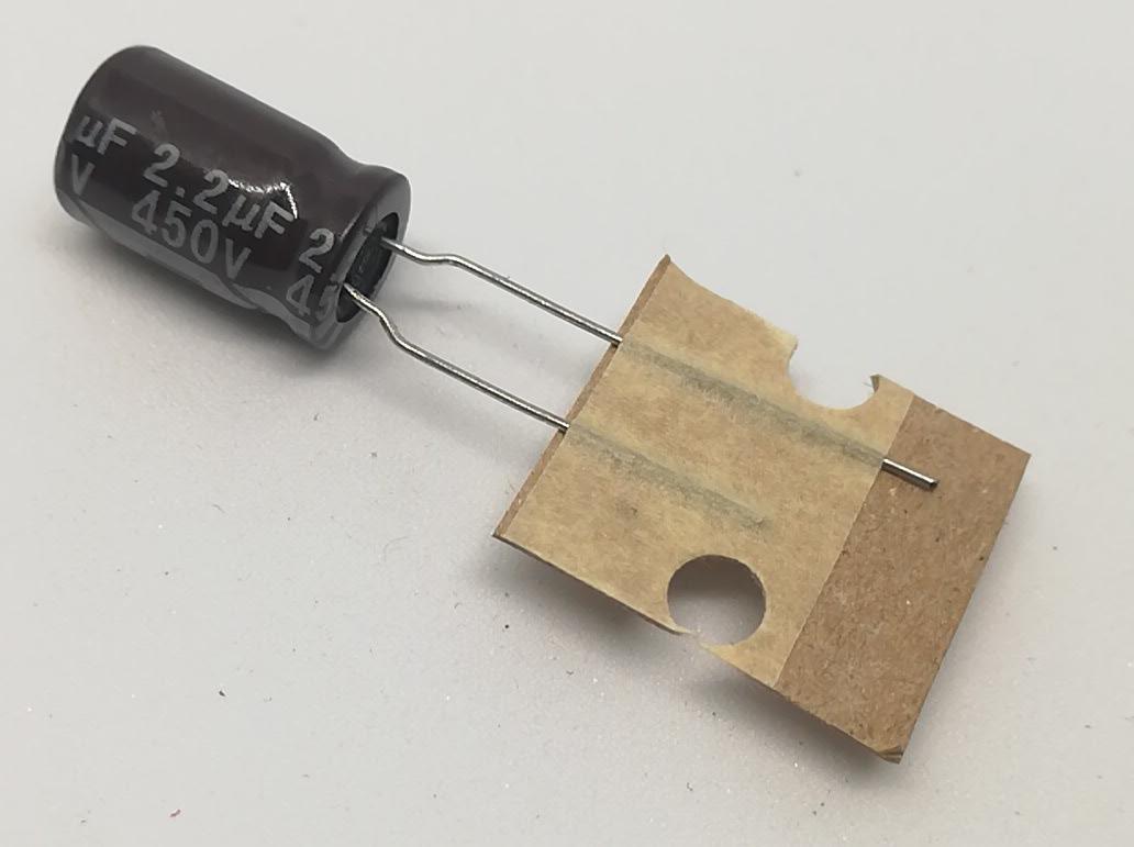 2.2UF 450V Elektrolitik Kondansatör 105C8X12 RM:5