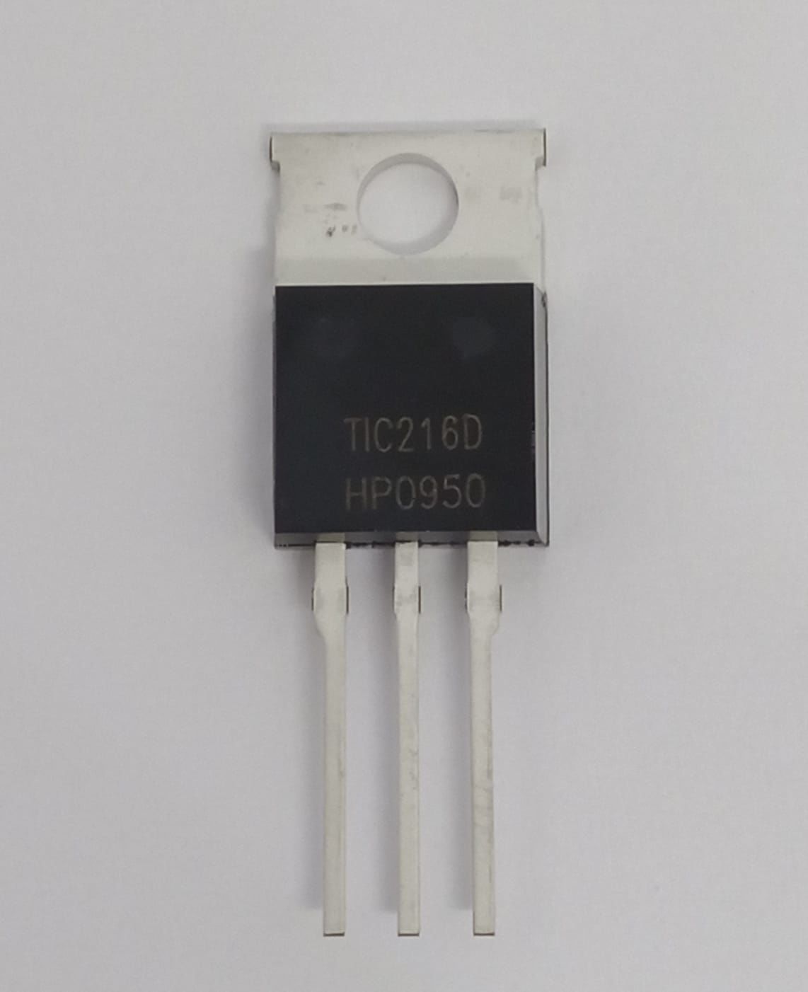TIC216 6A 600V TO220 Triyak