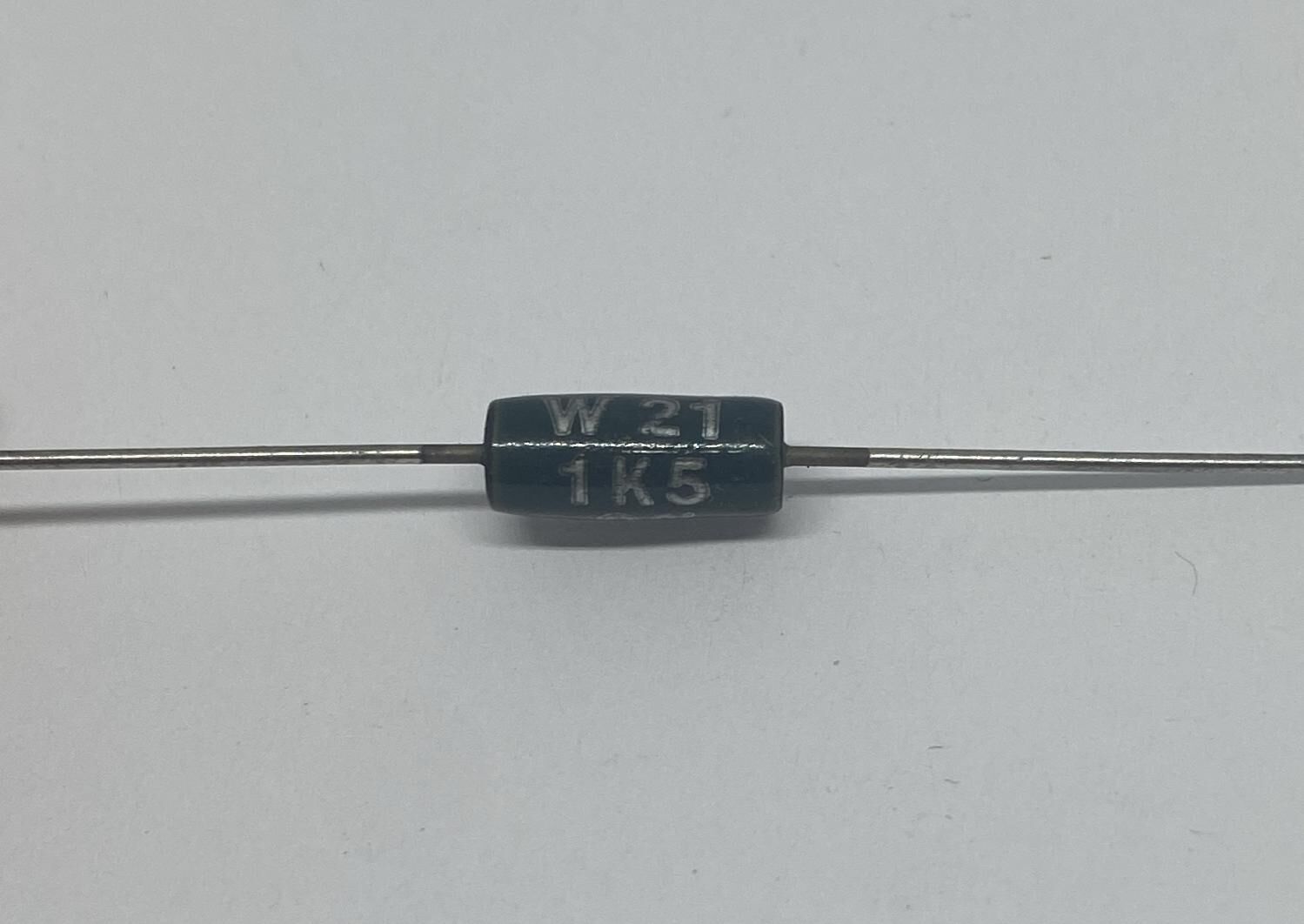1K5 %5 3W Porselen Direnç