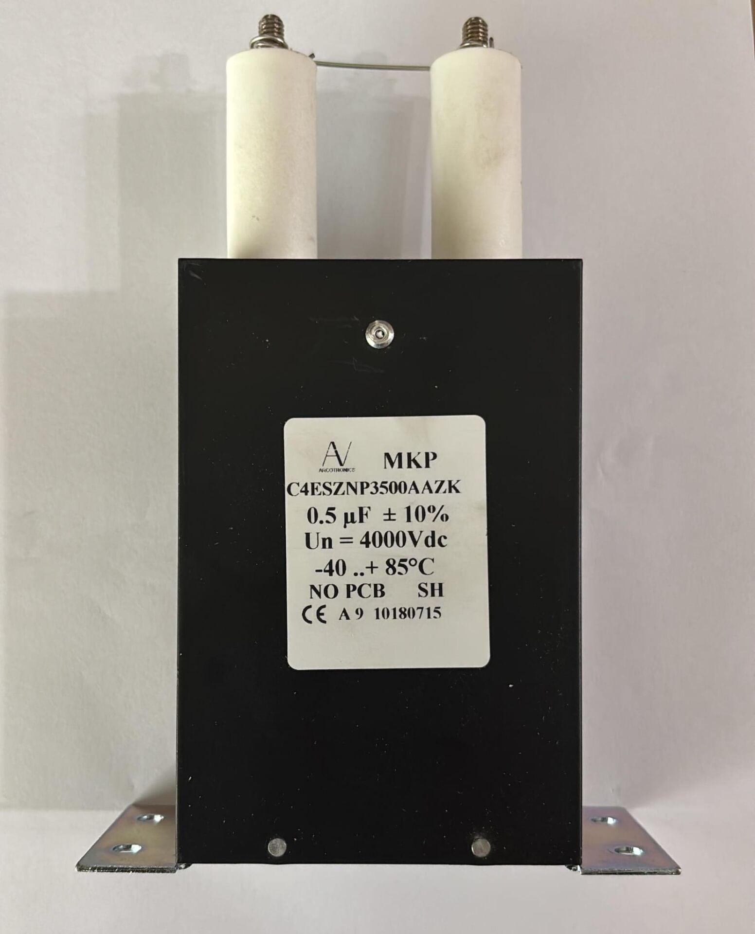 500NF 4000V ÜSTTAN VİDALI KONDANSATÖR