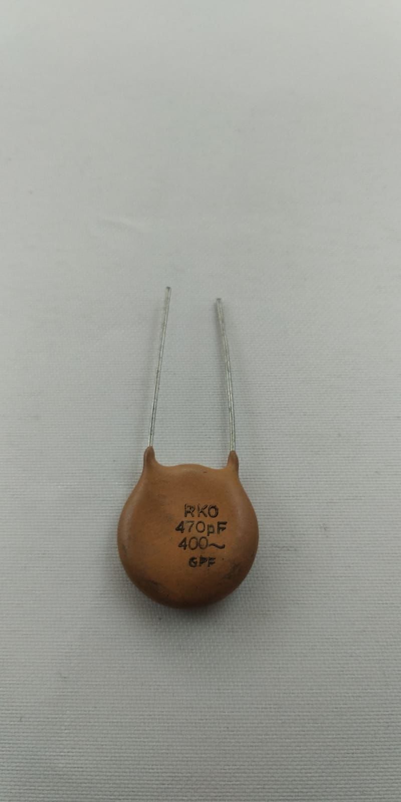 470PF 400V %20 RM:5 SERAMİK KONDANSATÖR