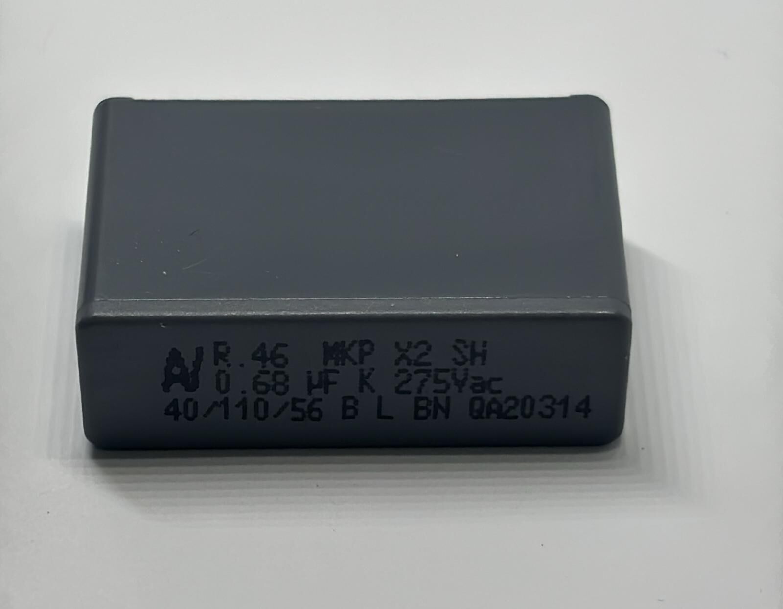 680NF 275V  Polyester Kondansatör %-0+10 RM27.5 (R46KN3680JBM8R)