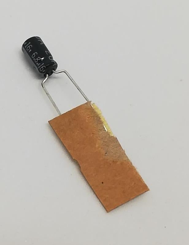 6.8uF 16V 4X7 85' Elektrolitik Kondansatör
