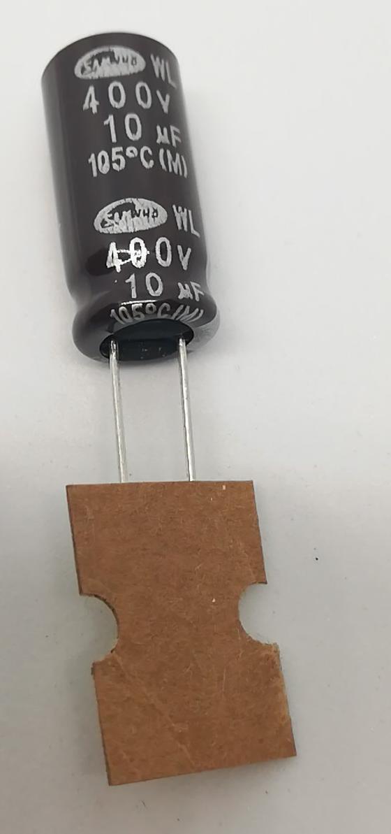 10uF 400V Elektrolitik Kondansatör 105C Radial 10x20
