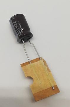 22uF 100V Elektrolitik Kondansatör 105C 6.3X11