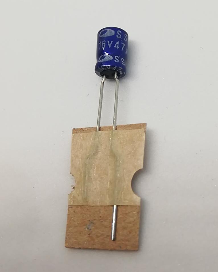 47uF 16V  4X7 85' Elektrolitik Kondansatör