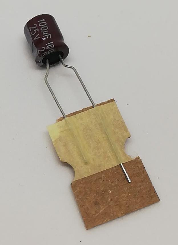 100uF 25V 6X7 105C Elektrolitik Kondansatör