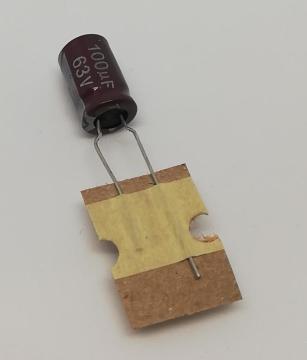 100uF 63V Elektrolitik Kondansatör 105C 8X12