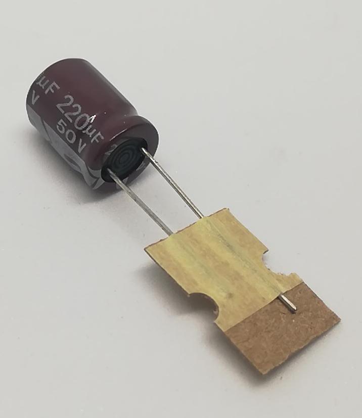 220uF 50V 10x13 105' Elektrolitik Kondansatör