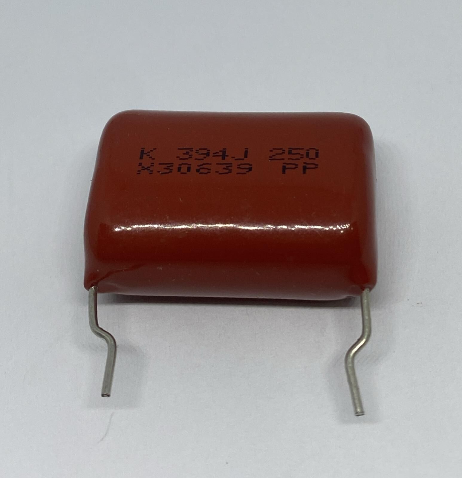 390NF 250V Damla Tipi Polyester Kondansatör  %5 RM:15-10 MKP