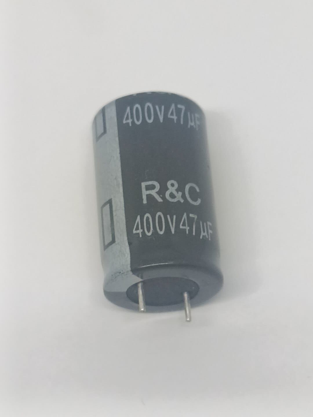 47UF 400V Radial Kısa Ayak Elektrolitik kondansatör 16x26 105C