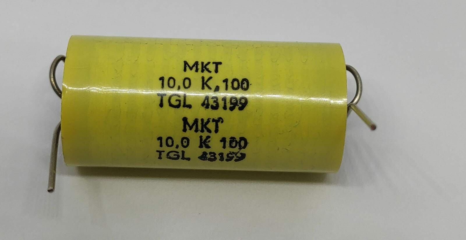 10UF 100V %20 Axial Polyester Kondansatör