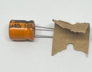 100uF 40V  105C Elektrolitik Kondansatör