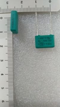 1.8NF 300V AC  Polyester Kondansatör %20 F850AG182M300A