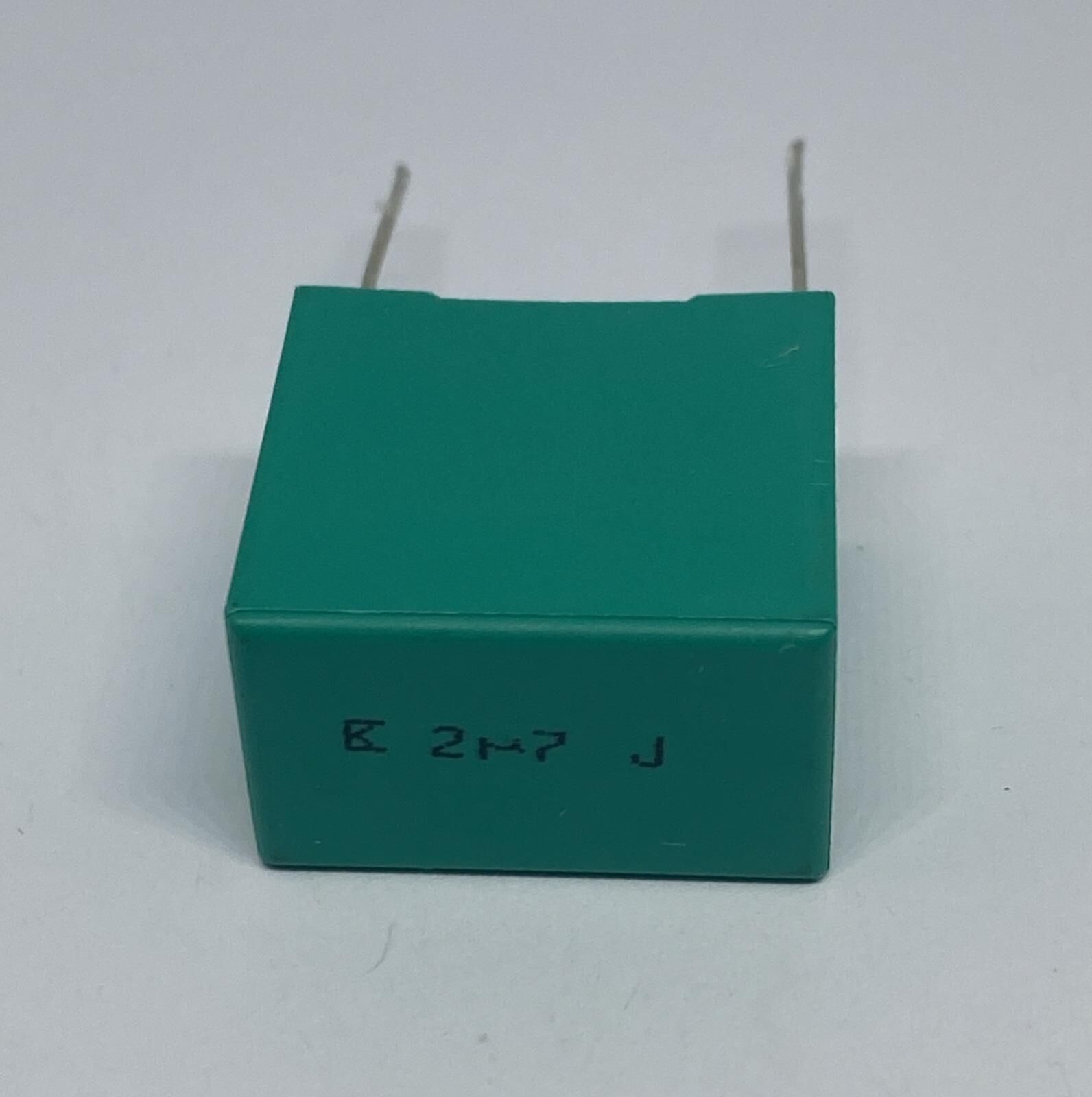 2.7UF 310V AC RM:27.5 %5 Polyester Kondansatör