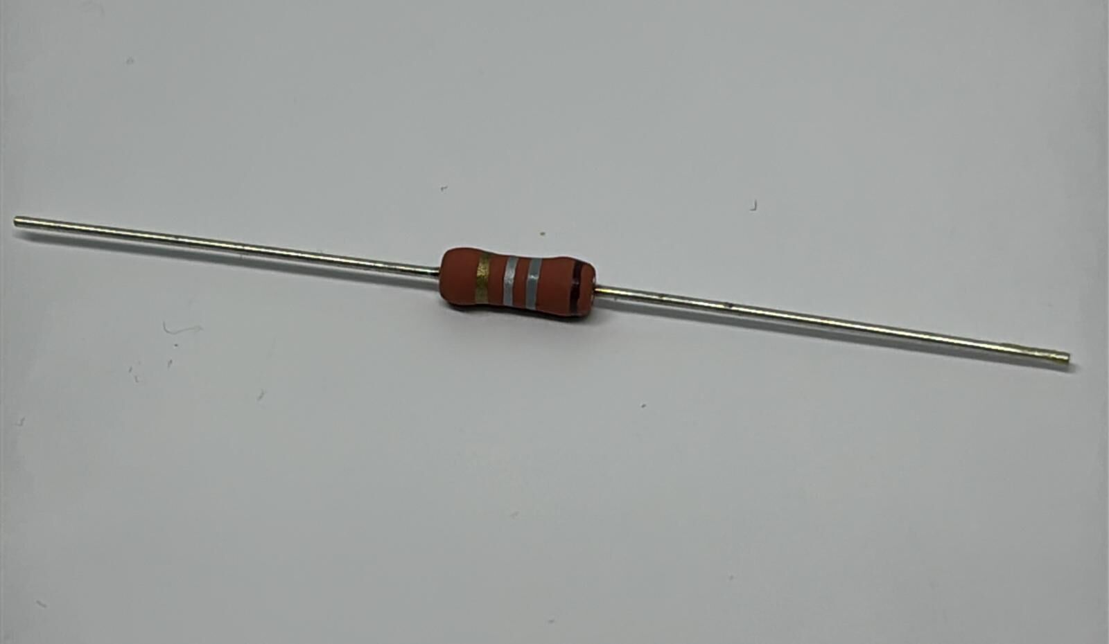 0R18 2W %5 Metal Oksit Direnç