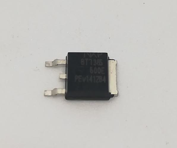 BT136S-600E  DPACK 4A600V  Triyak