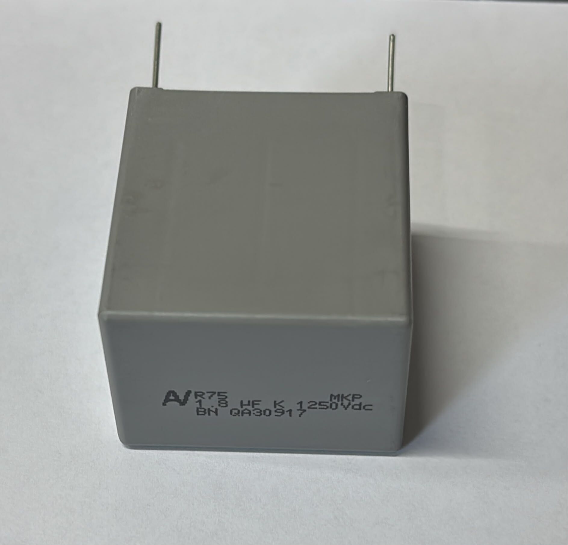 1.8UF 1250V Polyester Kondansatör  RM:37.5mm MKP %10
