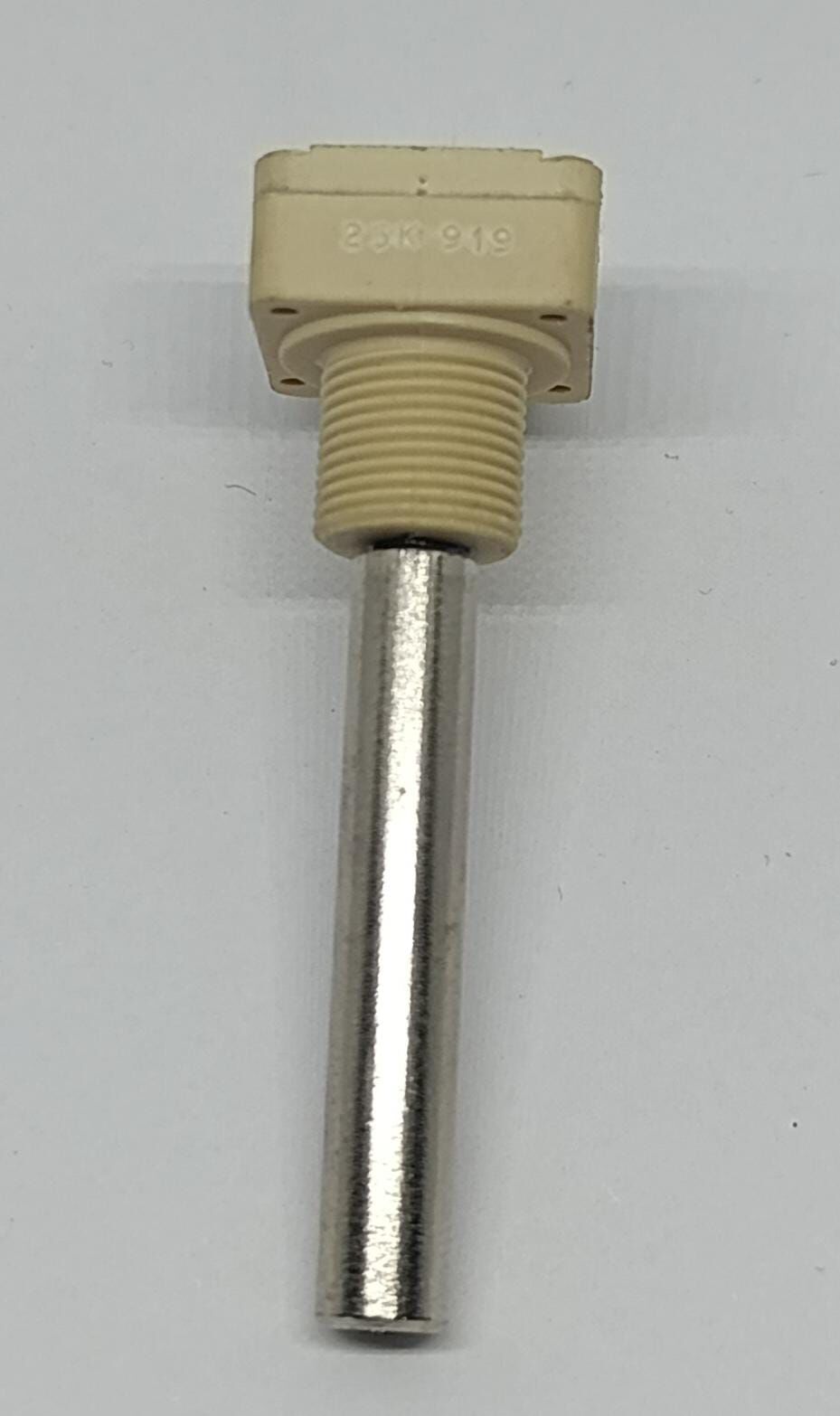 25K POTANSİYOMETRE ANAHTARSIZ PLASTİK UZUN METAL