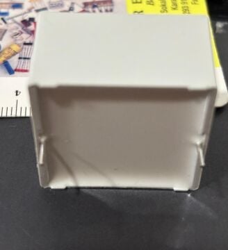 47UF 63V Polyester Kondansatör  RM:27.5mm %10