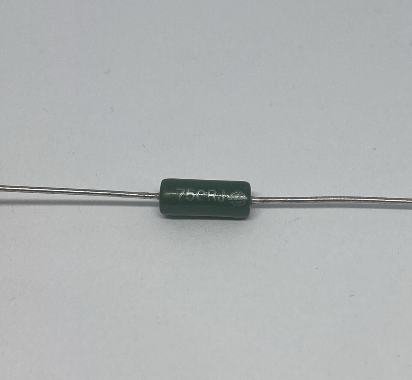 750R %5 4W Porselen Direnç