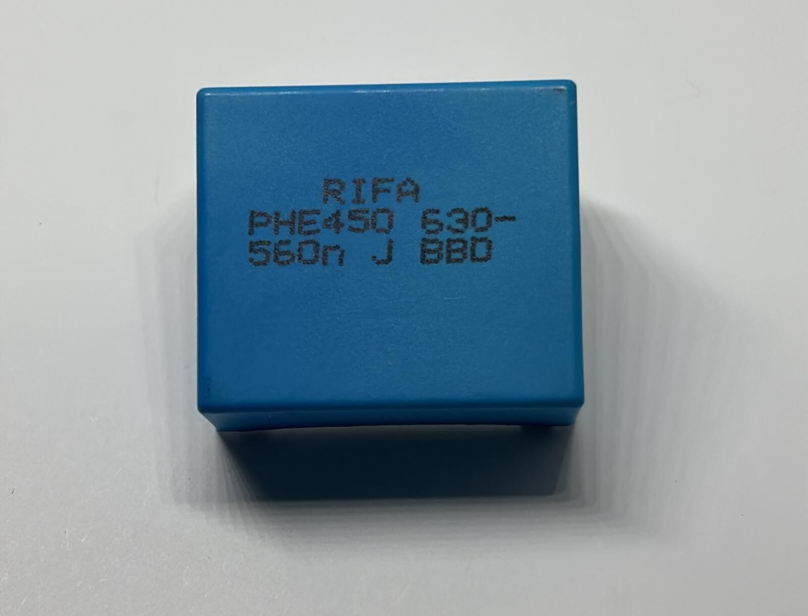 560NF 630V  Polyester Kondansatör RM:27.5mm %5 Kemet Marka Polyester Kondansatör