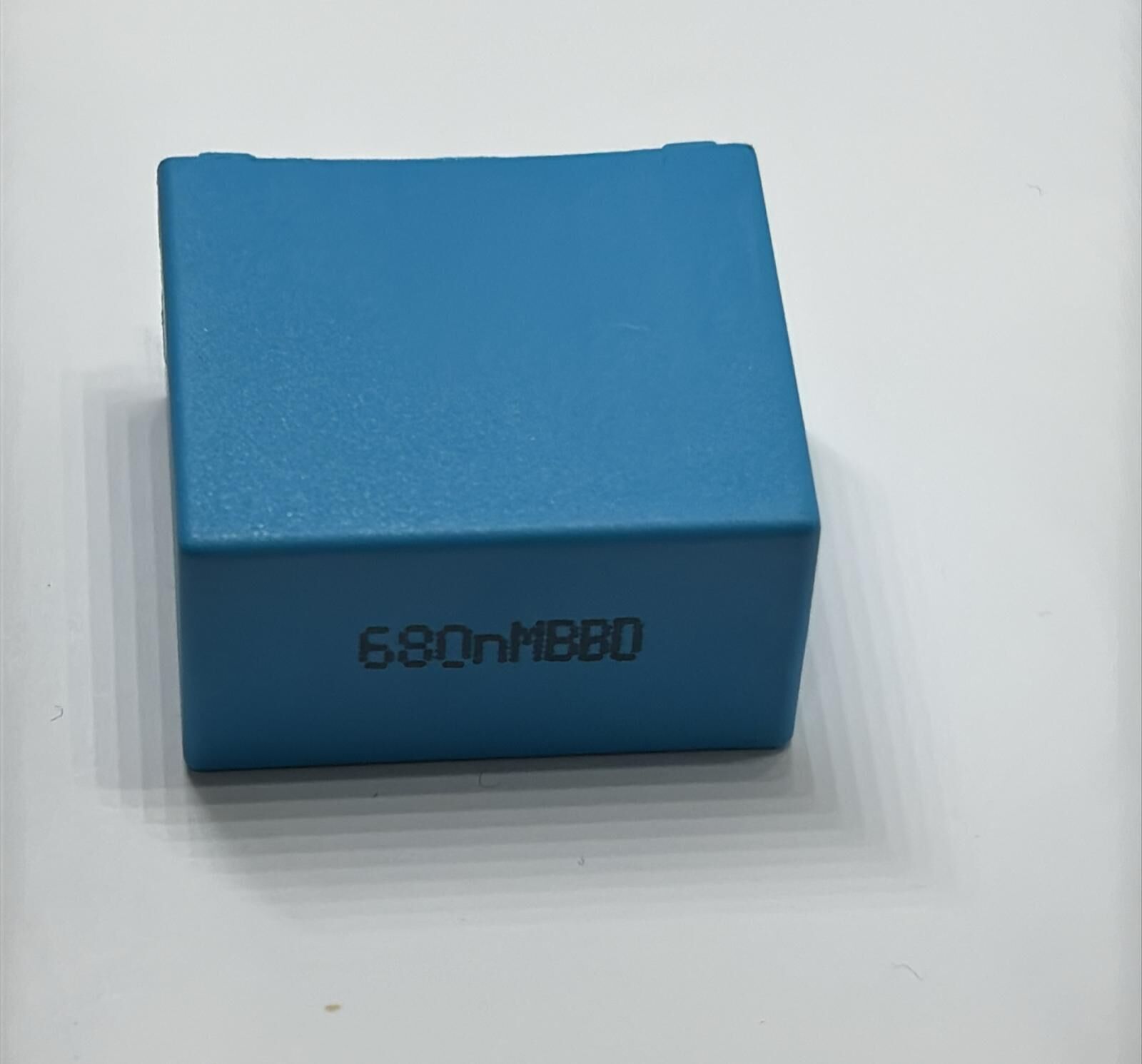 680NF 330V Polyester Kondansatör  AC RM:27.5mm %20