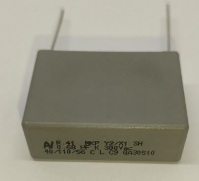 680NF 300V AC Polyester Kondansatör %10 RM:37.5MM Kemet