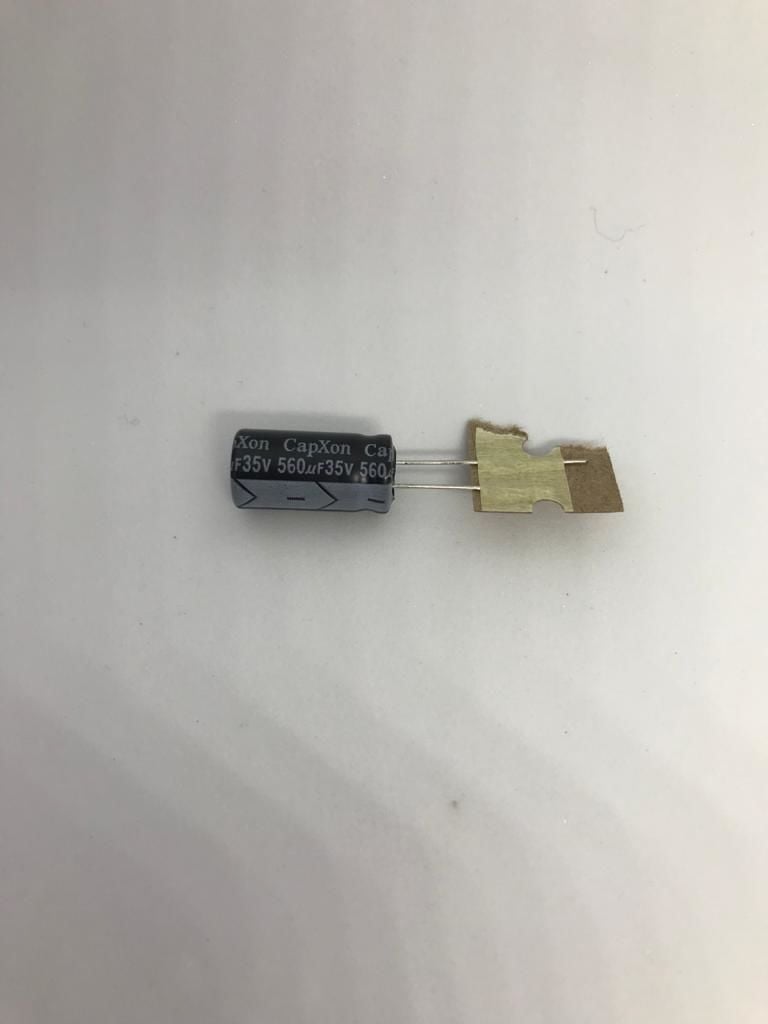 560UF 35V Elektrolitik Kondansatör 10X20