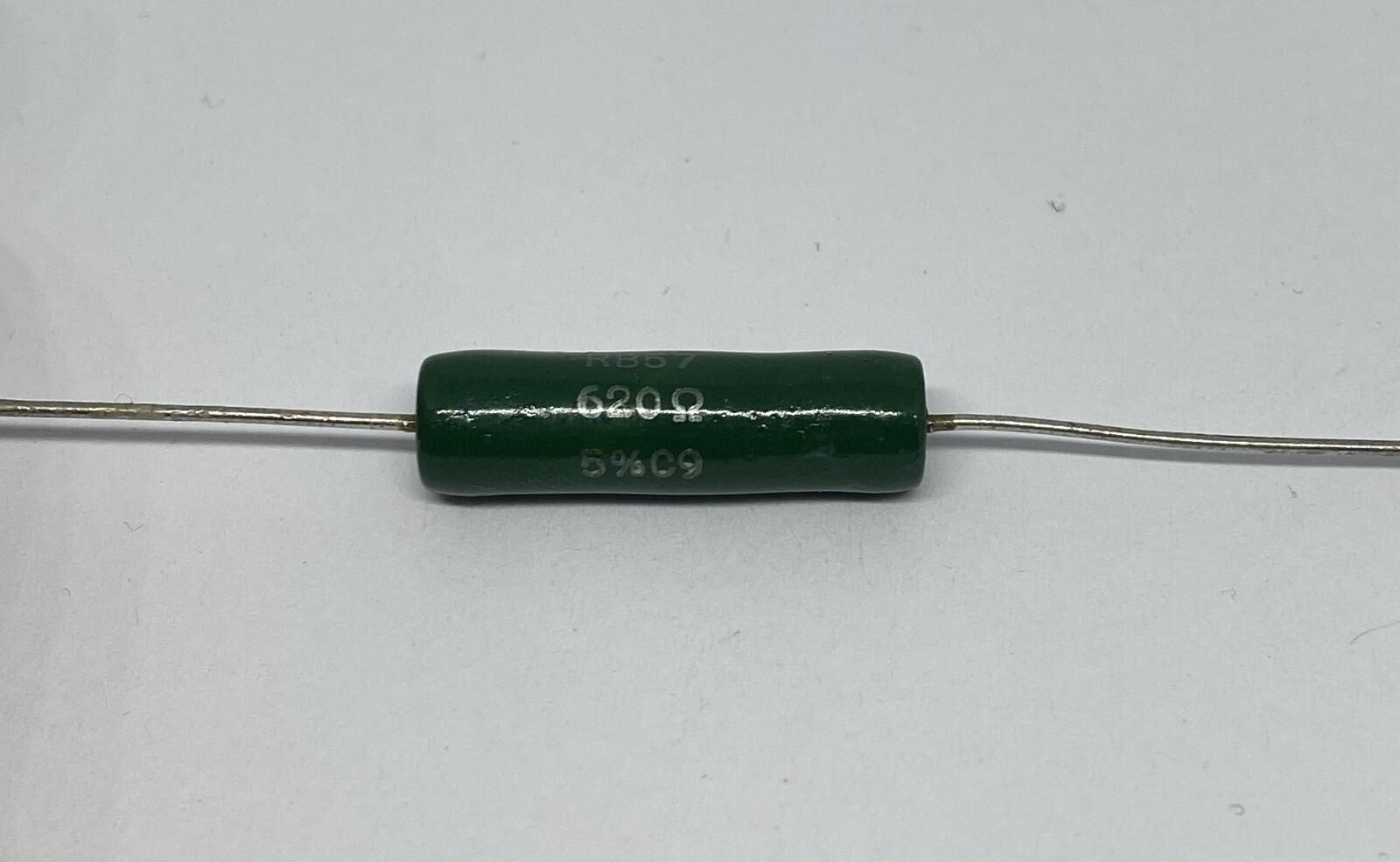 620R %5 8W Porselen Direnç