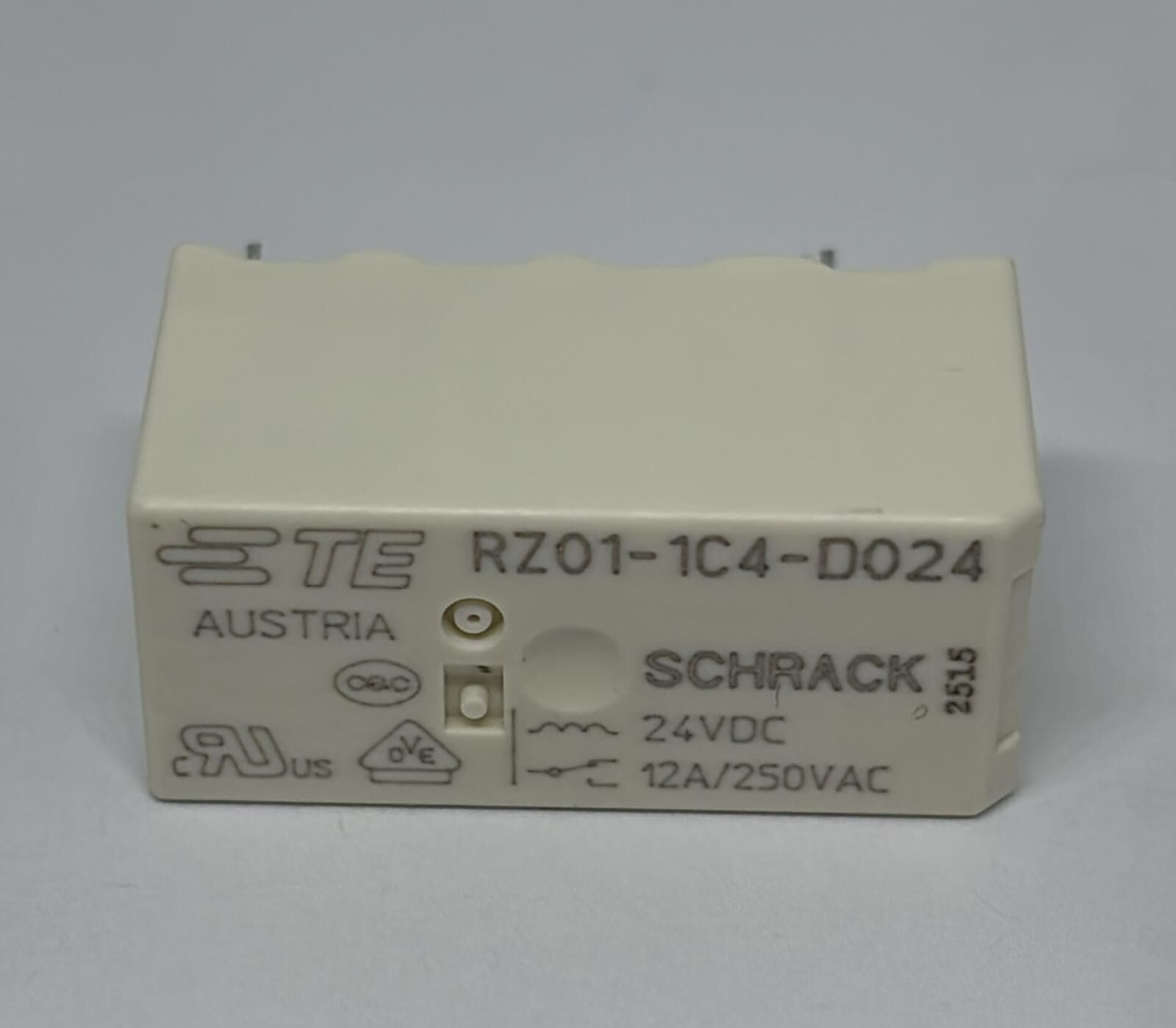 24V 12A 5 Pin Schrack RZ01-1C4-D024 Röle