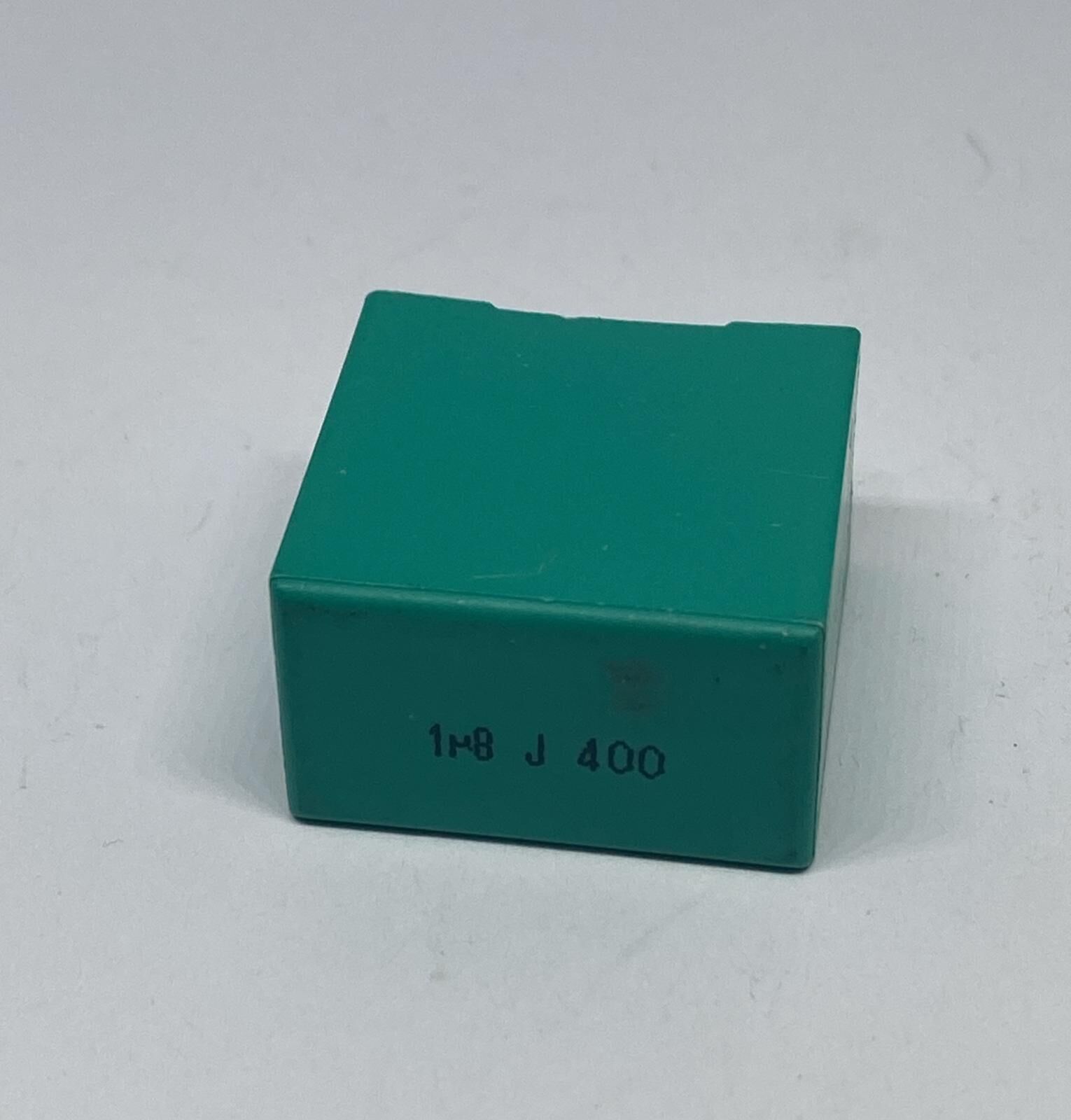 1.8UF 400V  %5 RM:22.5 Polyester Kondansatör