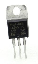 BTA12 600 12A 600V  Triyak