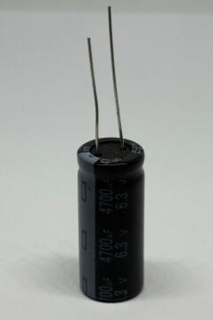 4700UF 6.3V Elektrolitik Kondansatör 13X30