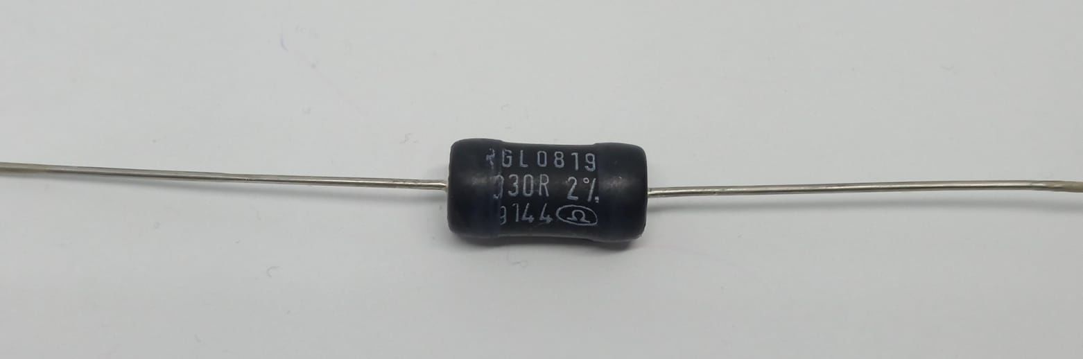 330R 3W AXİAL METAL OKSİT DİRENÇ