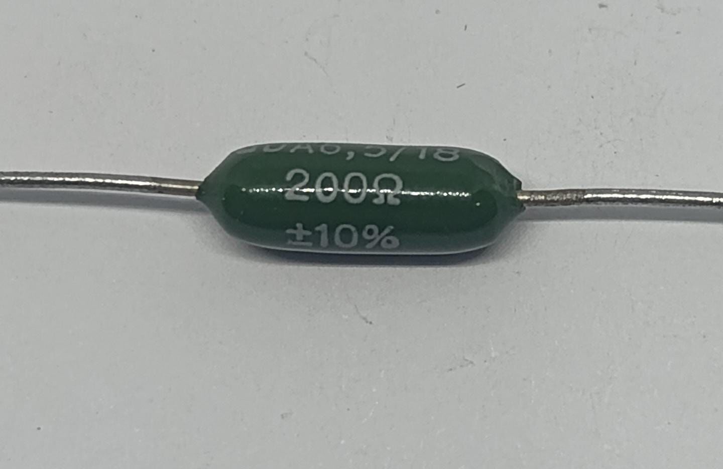 200R 3W PORSELEN DİRENÇ %10