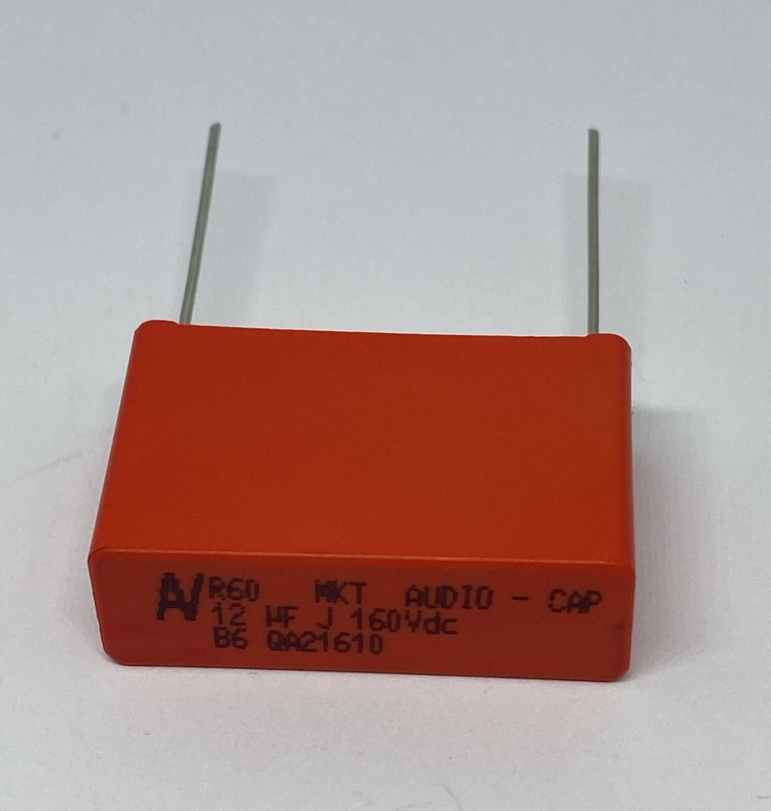 12UF 160V %5 R:27,5 Polyester Kondansatör