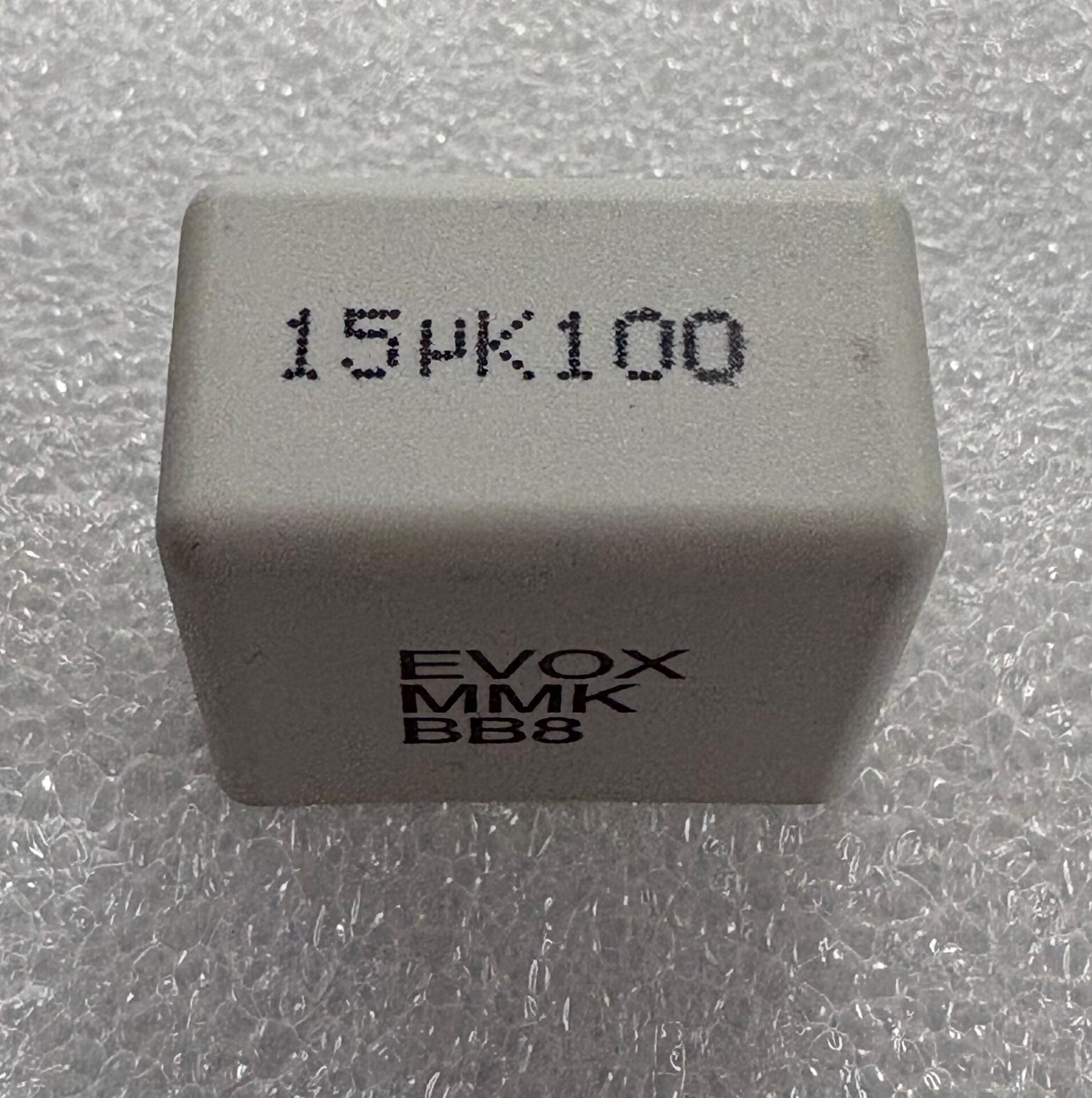 15UF 100V Polyester Kondansatör %10 RM:22.5