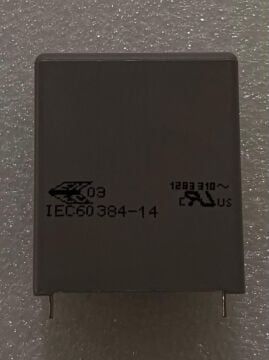 4.7UF 300V AC Polyester Kondansatör %20 RM27.5