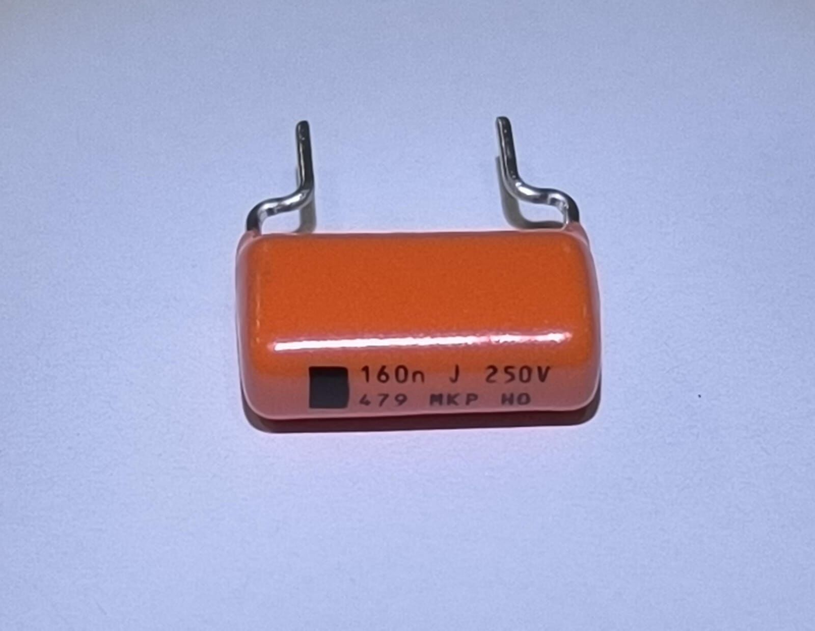 160NF 250V %10 RM:15-10 MKP Damla Tipi Polyester Kondansatör