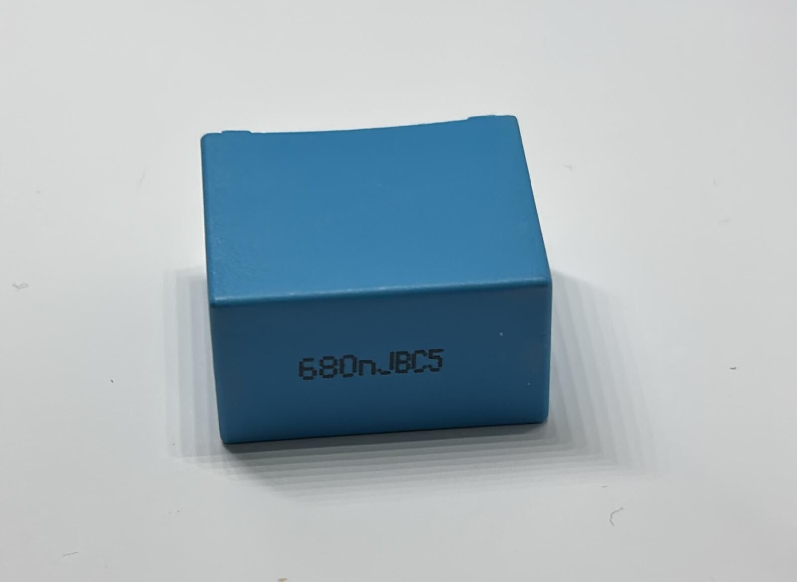 680NF 1000V  Polyester Kondansatör RM:30MM MKP KEMET