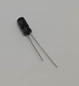 47uF 25V 5X7 R:2,5 Elektrolitik Kondansatör